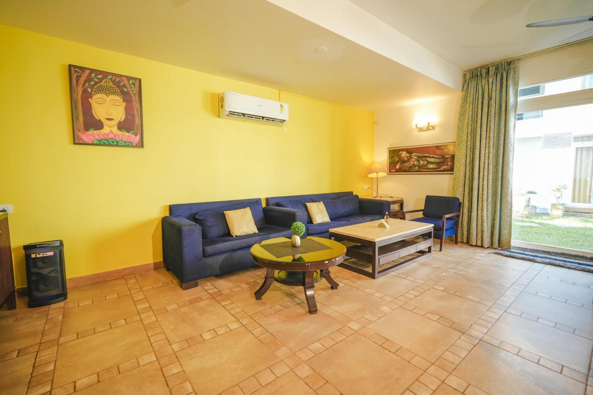 Villa M - Jia 3- 3Bhk In Candolim, Pool Facing, Near Beach, Breakfast Included Exterior foto